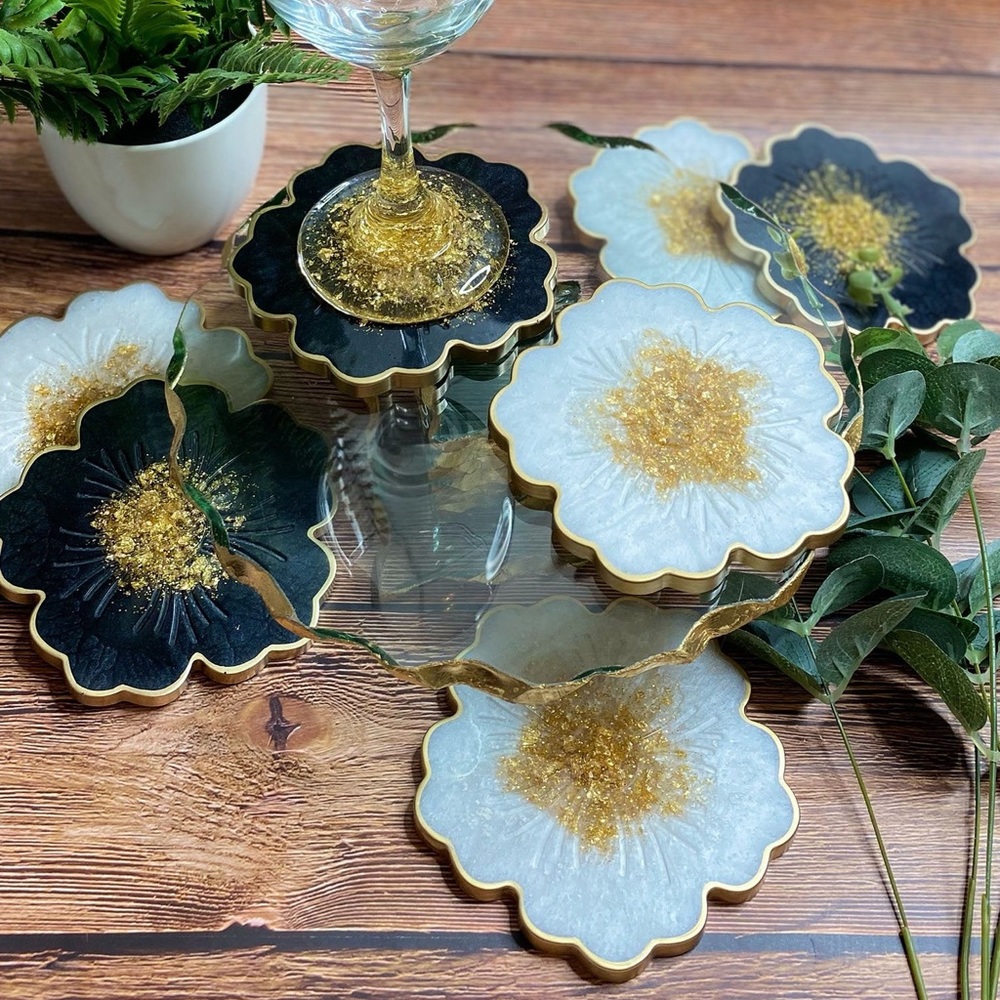 Black and White Flower Coaster Set - Picture 7 of 10